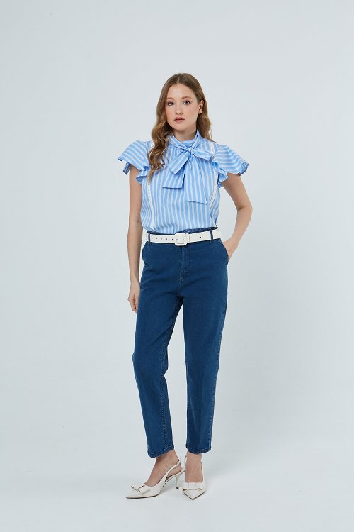 striped shirt with a tie-front