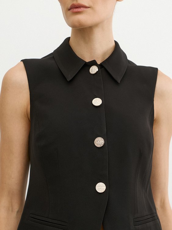 Vest With Buttons And Collar