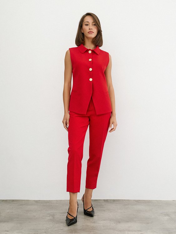 Vest With Buttons And Collar
