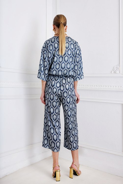 Cropped pant with belt
