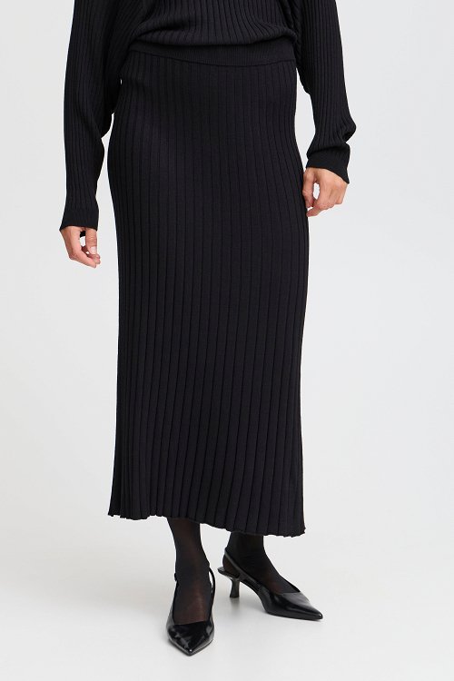 Long Skirt