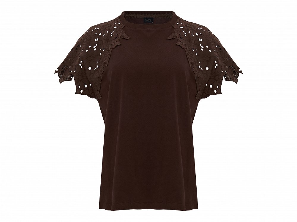 Noa T-shirt with broderie sleeves