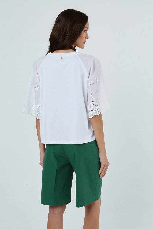 Holly T-shirt with 3/4 lace sleeves