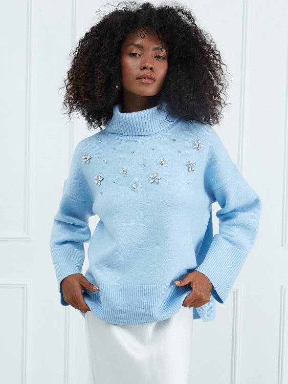 Knitted Turtleneck Sweater with Embroidery