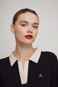 jersey top with collar