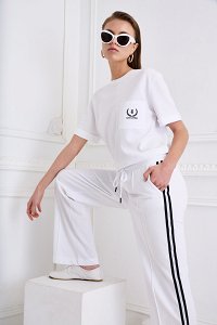 Pique pants with stripe on side seam