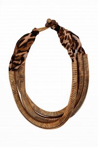 Κολιέ χρυσό με layers και animal print λεπτομέρειες