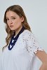 Noa T-shirt with broderie sleeves